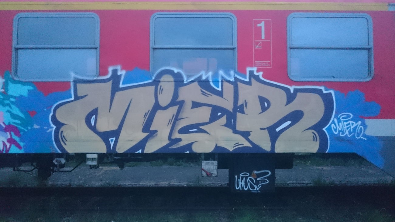 Graffiti Wall - Photo by Zivilpolizist - MIER, NOTRAFFIC