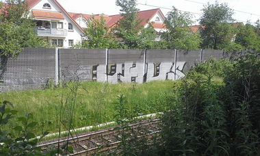 Graffiti Bombing - Photo by Zivilpolizist - Uhus, Uhuz, Uhu