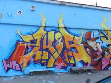 Graffiti Wall - Photo by ZkiB - zkib