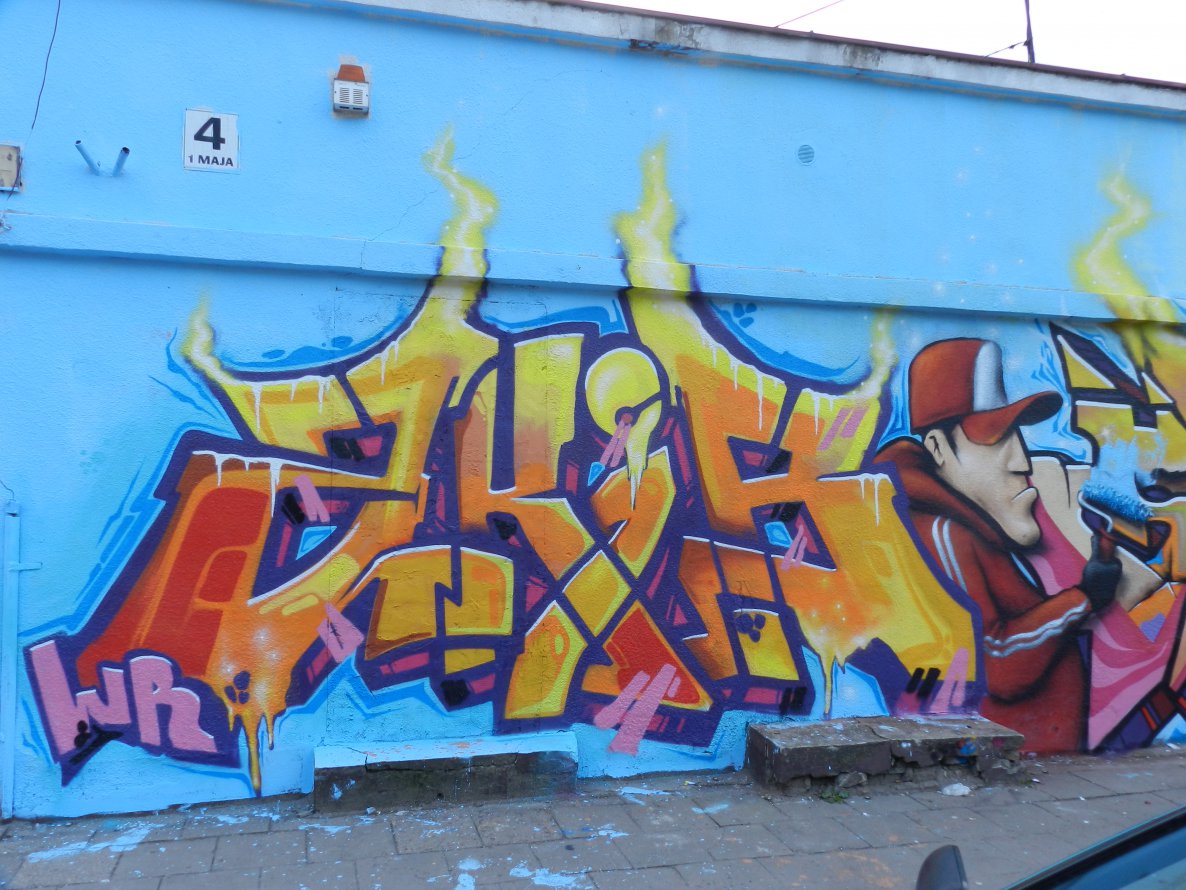 Graffiti Wall - Photo by ZkiB - zkib