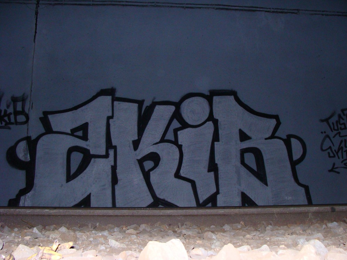 Graffiti Bombing - Photo by ZkiB - zkib, wr.