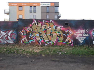 Graffiti Wall - Photo by ZkiB