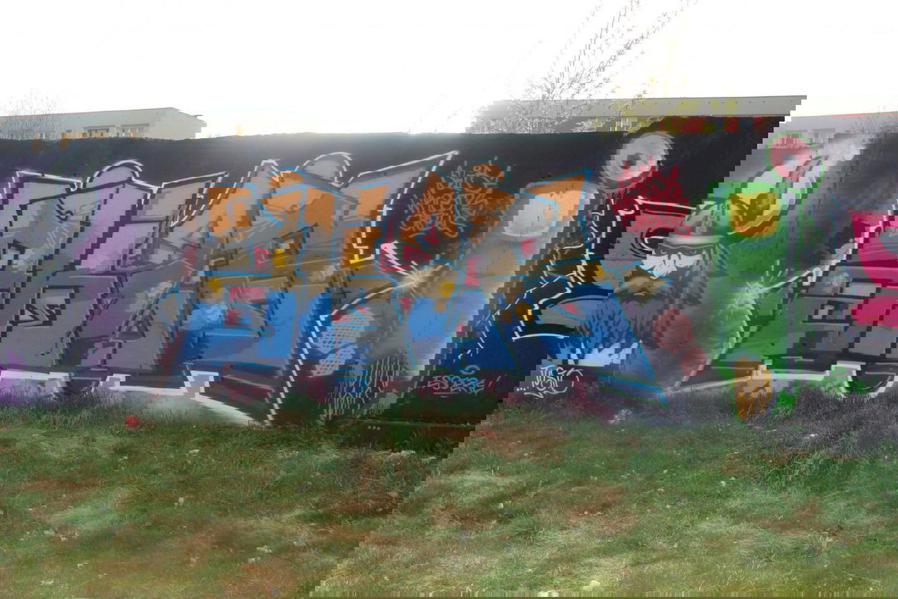 Graffiti Wall - Photo by ZkiB