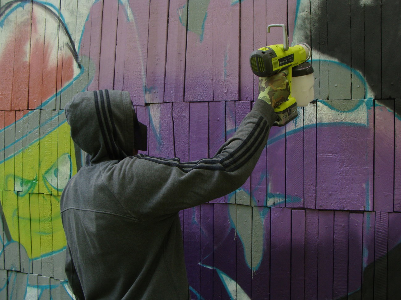 Graffiti Wall - Photo by Znack - znack, msi, messuri (2015)