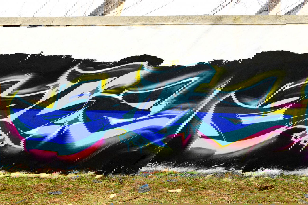 Graffiti Wall in Xanthi - Photo by Zota - zota (2012)