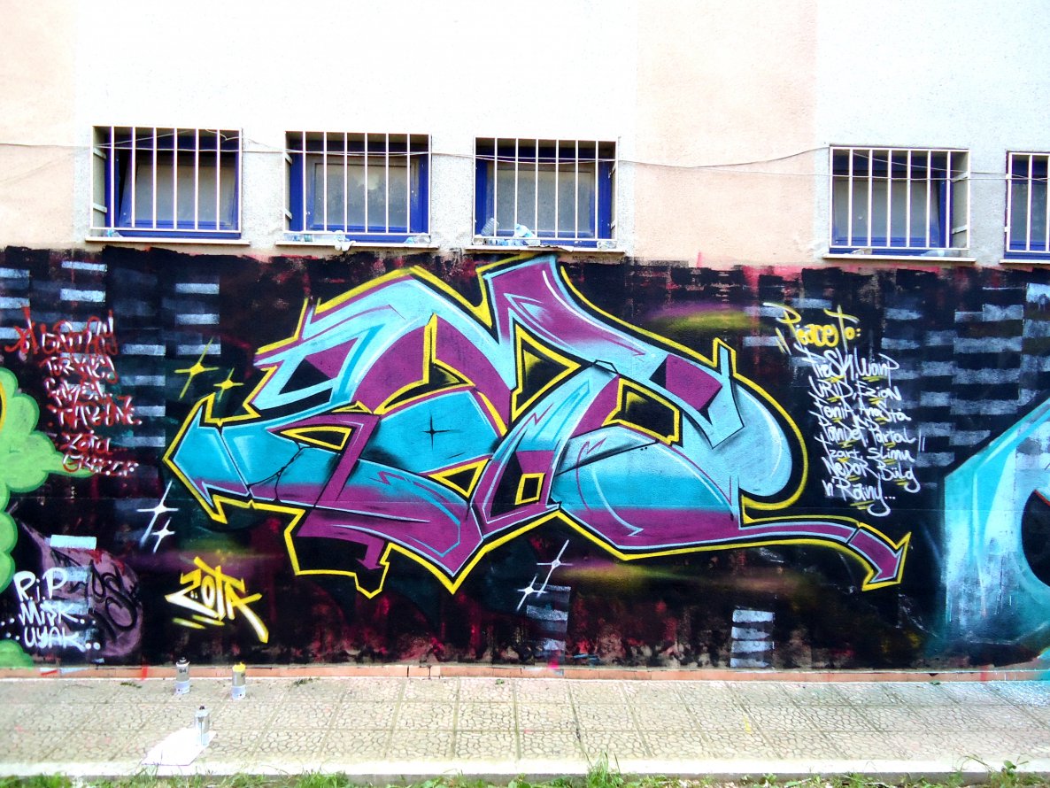 Graffiti Wall in Izmir - Photo by Zota - zota, izmir (2013)