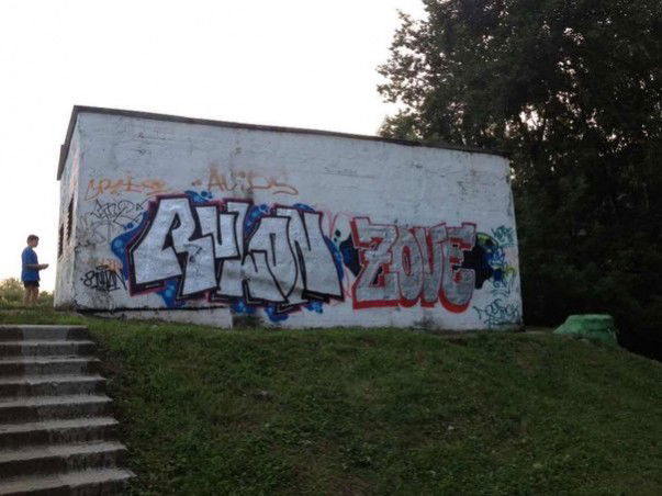 Graffiti Bombing - Photo by ZovE