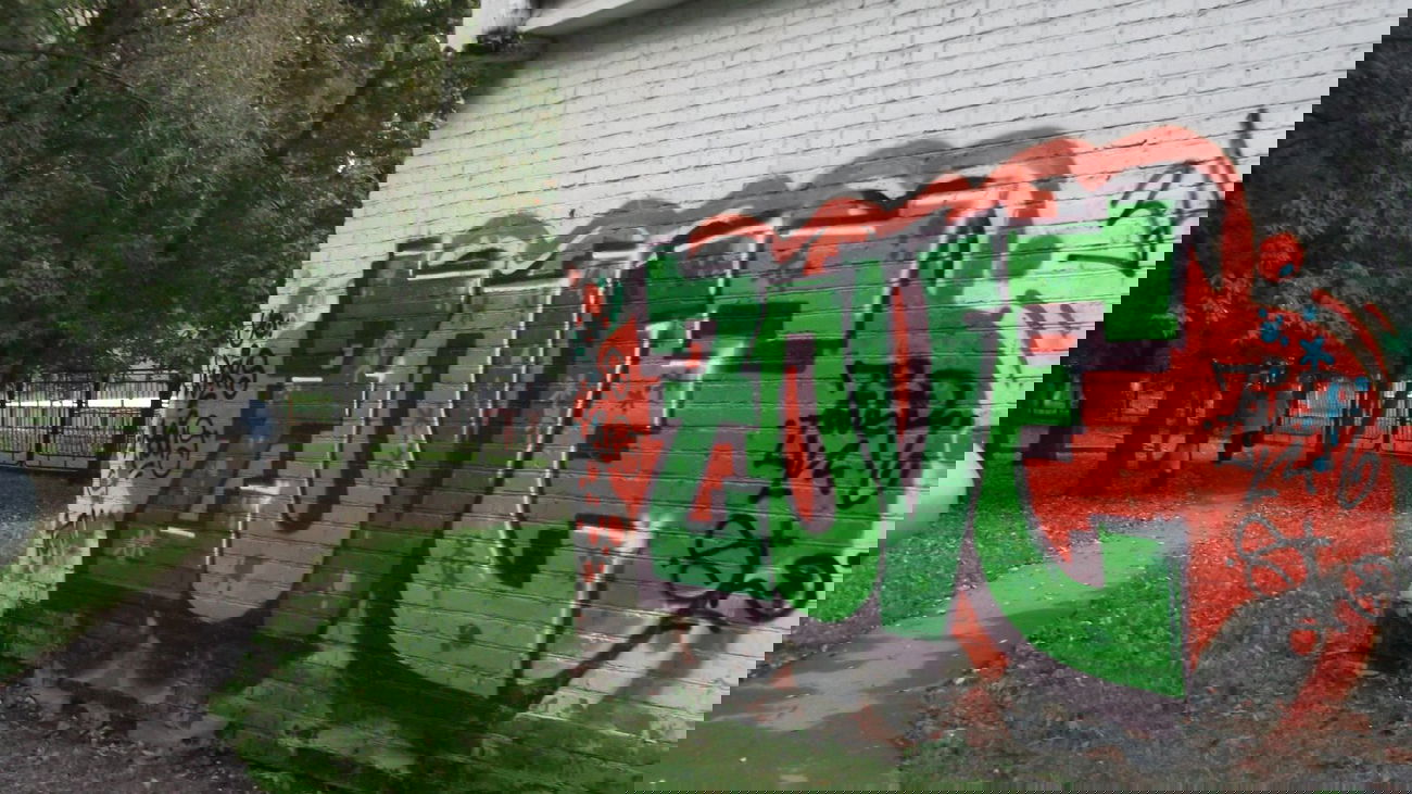 Graffiti Wall - Photo by ZovE