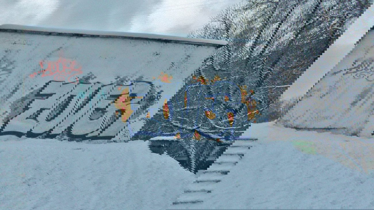 Graffiti Bombing - Photo by ZovE