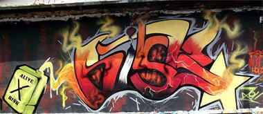 Graffiti Wall - Photo by ZweR - RISK (2011)