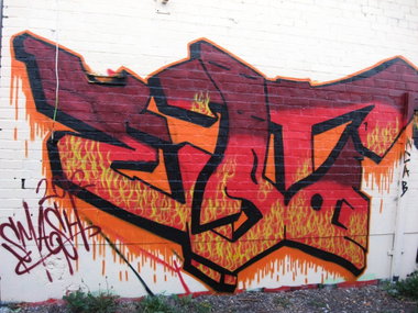 Graffiti Wall - Photo by ZweR - ESTO (2012)