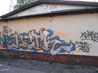 Graffiti Bombing - Photo by ZweR - MEFK (2012)
