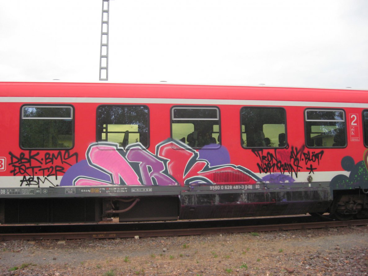 Graffiti Train - Photo by ZweR - DBK