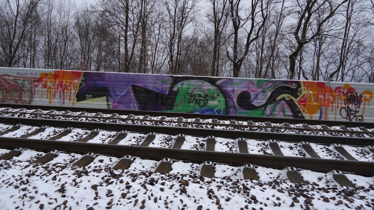 Graffiti Wall - Photo by ZweR - TDC