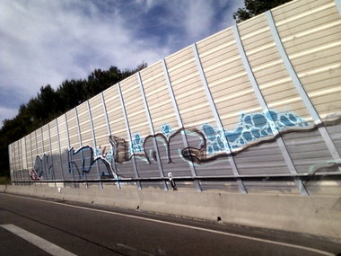 Graffiti Wall - Photo by ZweR - 4LC, VELO