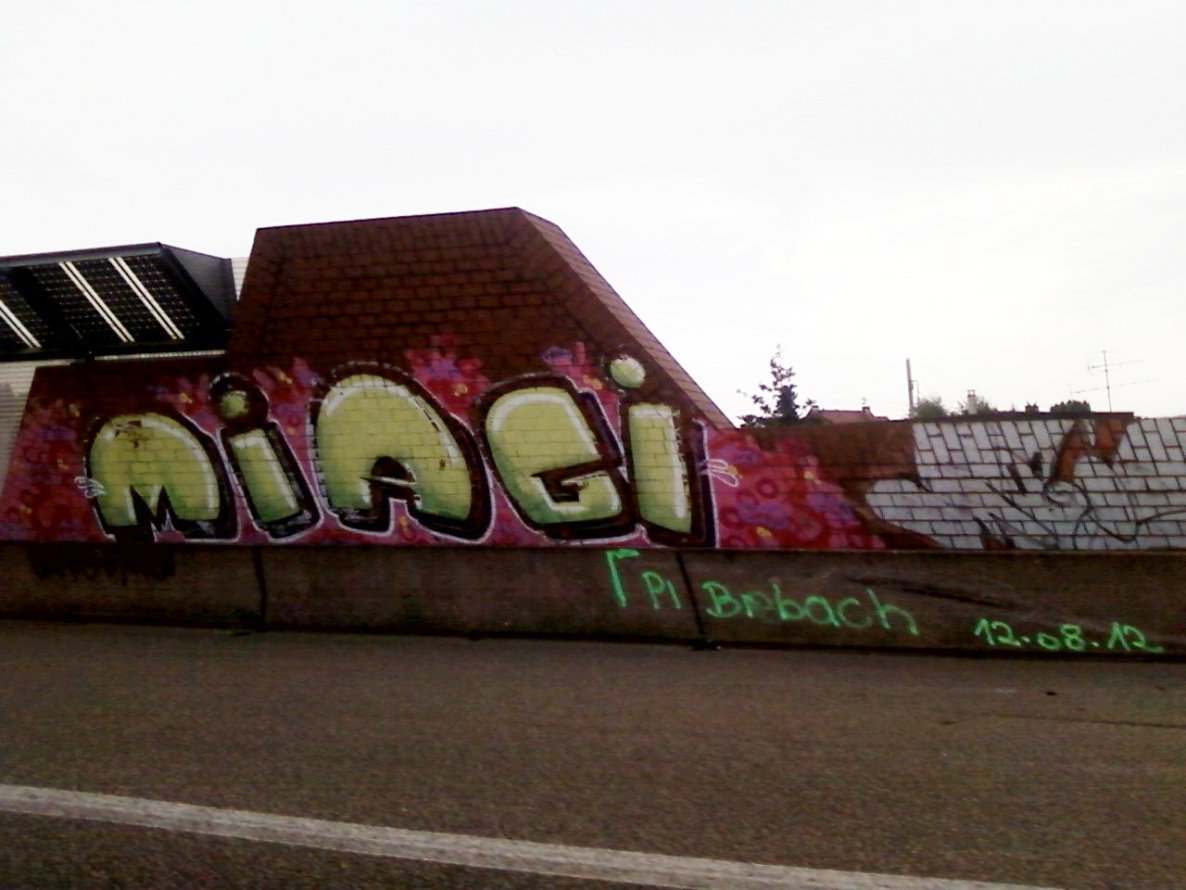 Graffiti Wall - Photo by ZweR - MIAGI, VS, PI