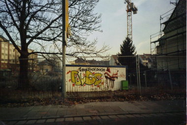 Graffiti Wall - Photo by ZweR - FICKEN, EUCH, DOCH
