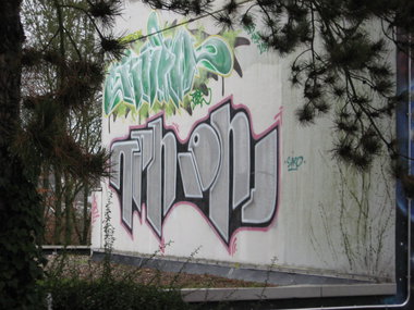 Graffiti Bombing - Photo by ZweR