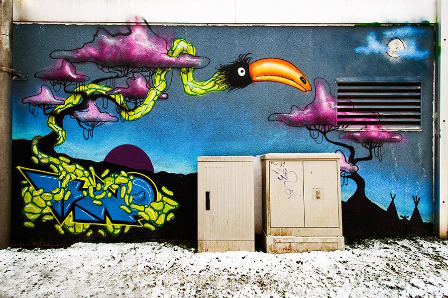Graffiti Wall - Photo by ZweR - VELO