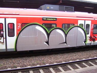 Graffiti Train - Photo by ZweR