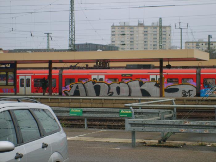Graffiti Train - Photo by ZweR
