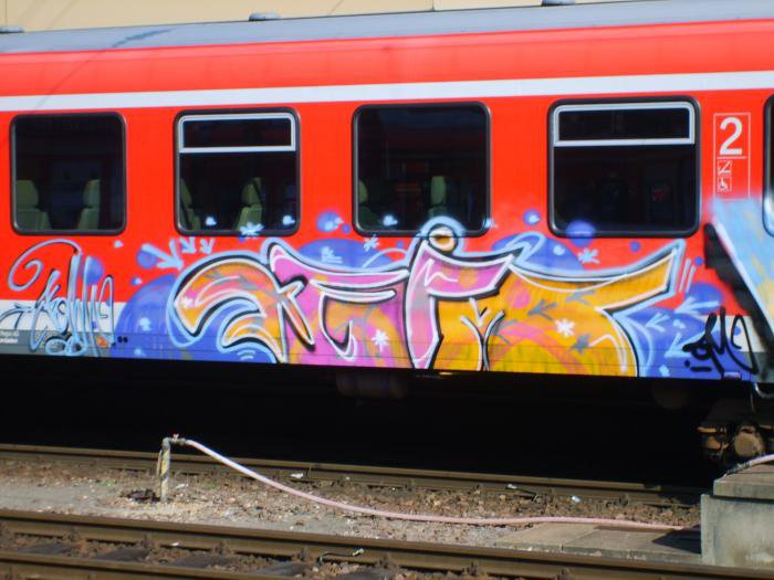 Graffiti Train - Photo by ZweR