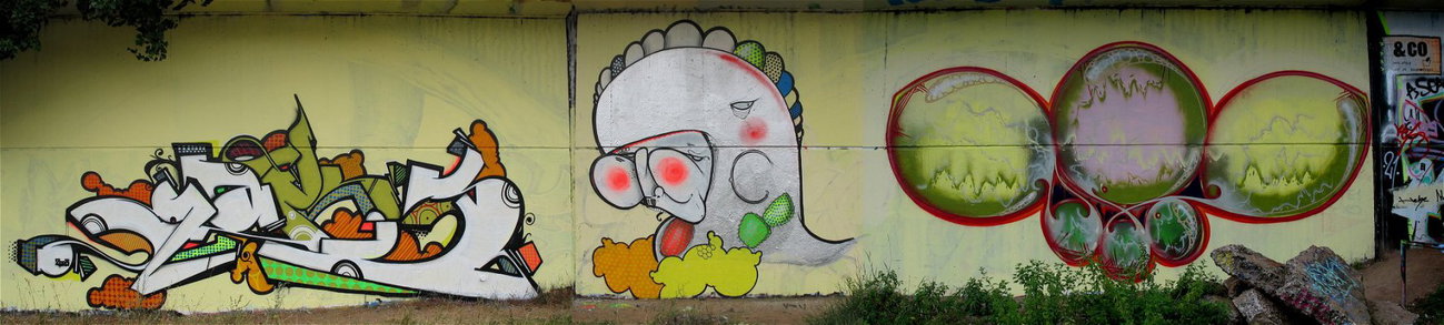 Graffiti Wall - Photo by ZweR