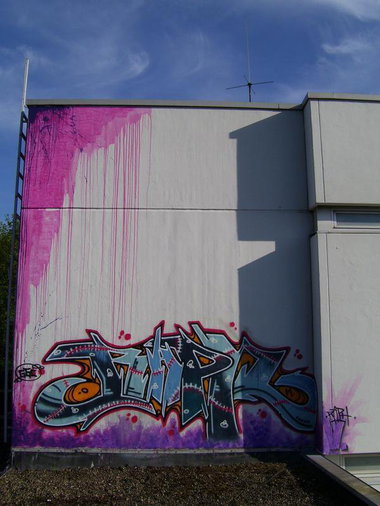 Graffiti Wall - Photo by ZweR