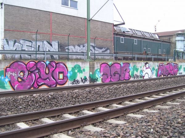 Graffiti Bombing - Photo by ZweR