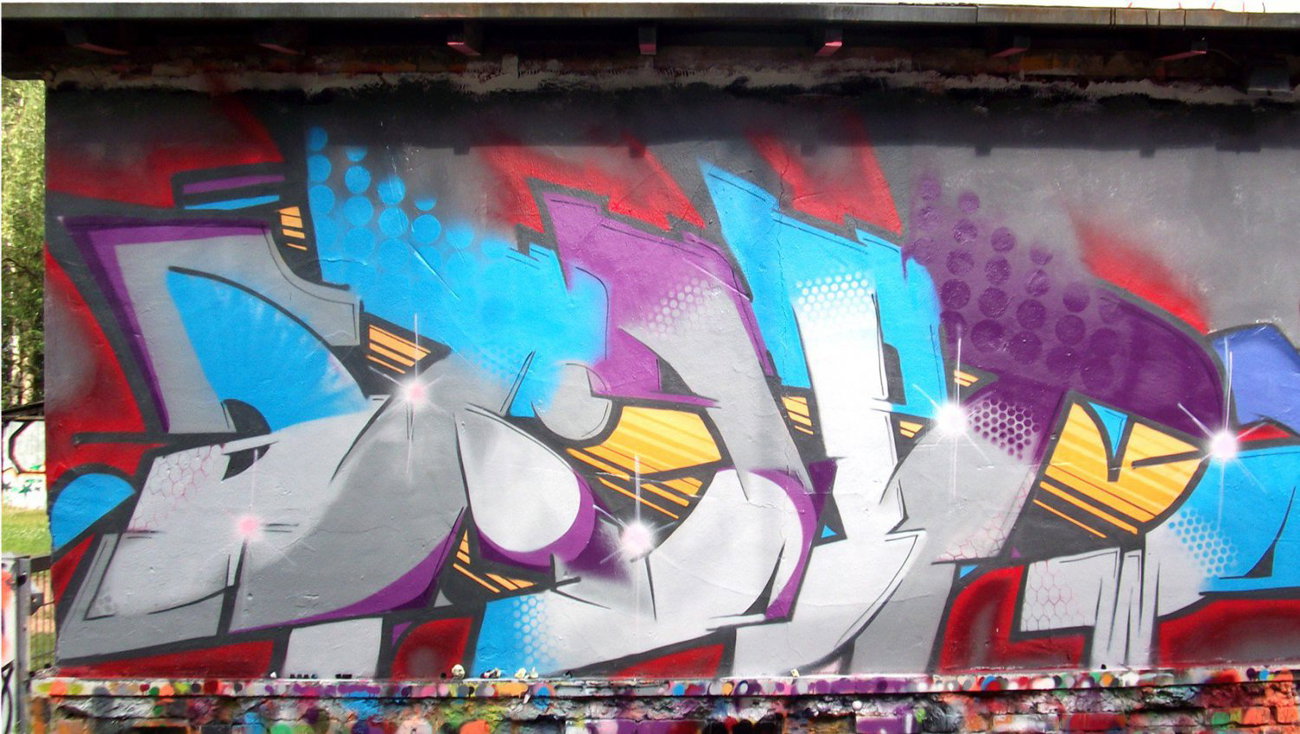 Graffiti Wall - Photo by ZweR