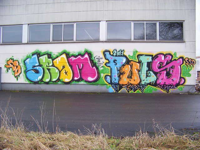 Graffiti Wall - Photo by ZweR