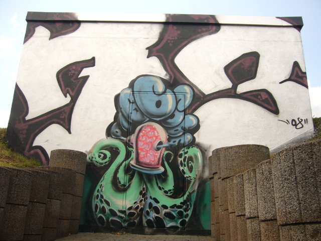 Graffiti Wall - Photo by ZweR