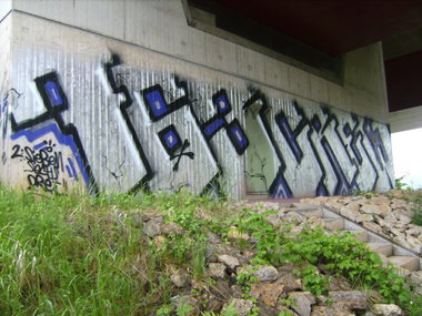 Graffiti Wall - Photo by ZweR