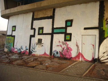 Graffiti Wall - Photo by ZweR
