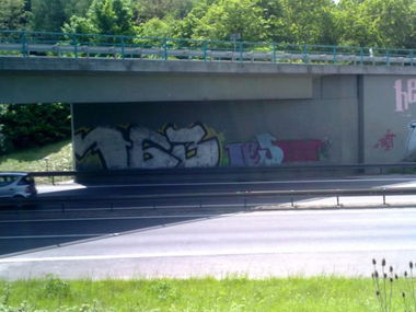 Graffiti Bombing - Photo by ZweR