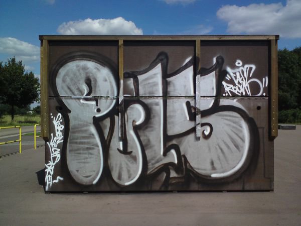 Graffiti Bombing - Photo by ZweR