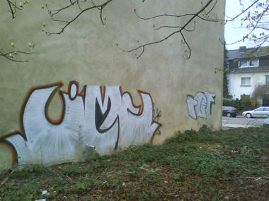 Graffiti Bombing - Photo by ZweR