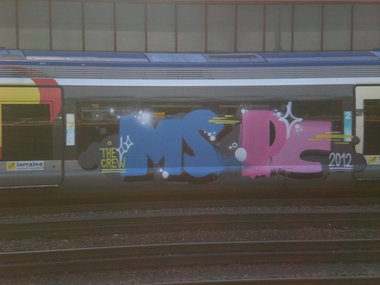 Graffiti Wall - Photo by ZweR