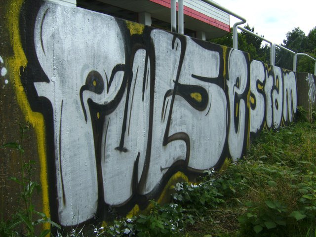 Graffiti Wall - Photo by ZweR