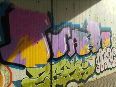 Graffiti Wall - Photo by ZweR