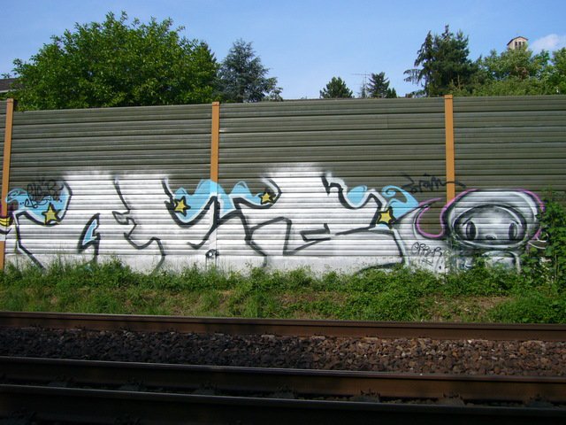 Graffiti Wall - Photo by ZweR
