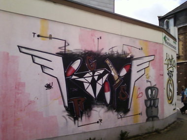 Graffiti Wall - Photo by ZweR