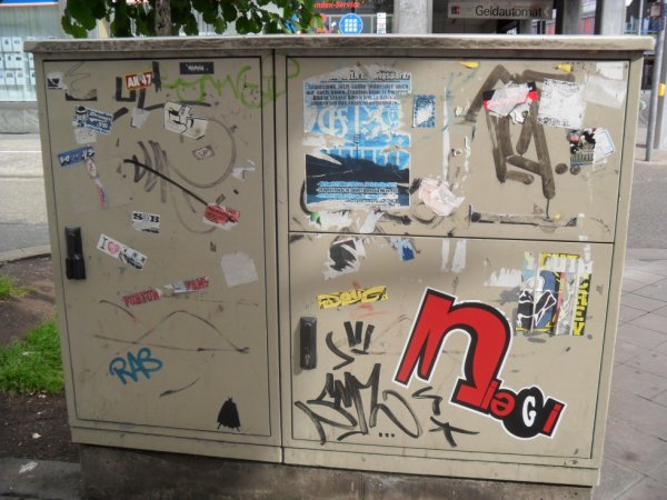 Graffiti Wall - Photo by ZweR