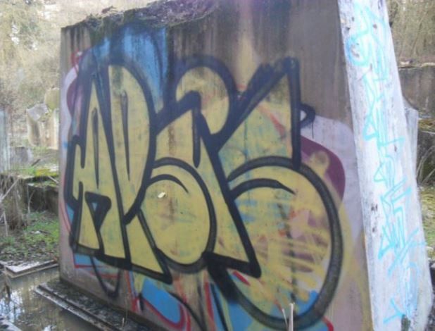 Graffiti Wall - Photo by ZweR