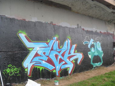 Graffiti Wall - Photo by ZweR