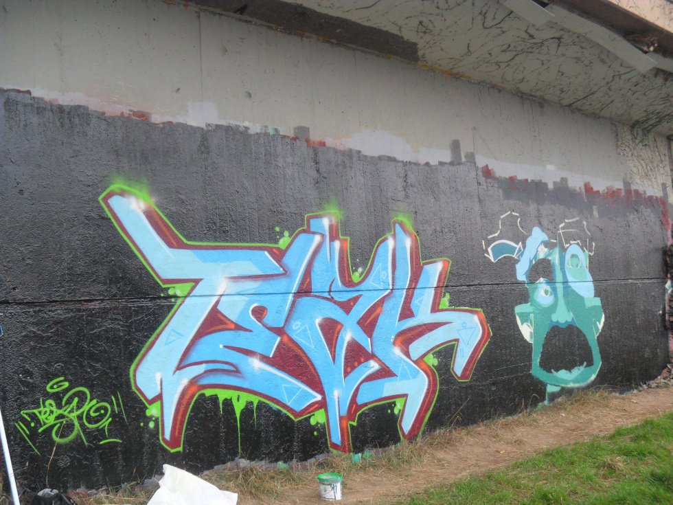 Graffiti Wall - Photo by ZweR