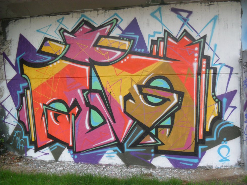 Graffiti Wall - Photo by ZweR
