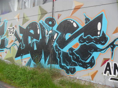 Graffiti Wall - Photo by ZweR