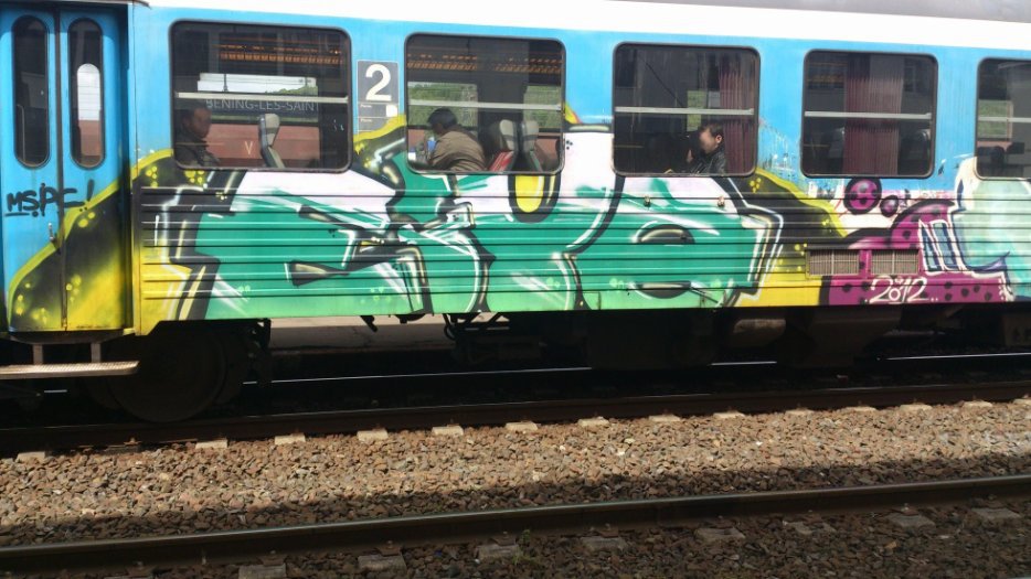 Graffiti Train - Photo by ZweR - EIYO