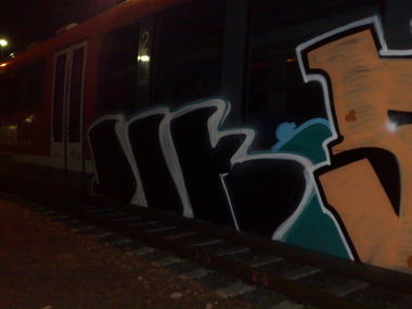 Graffiti Train - Photo by Zwiespalt - sik